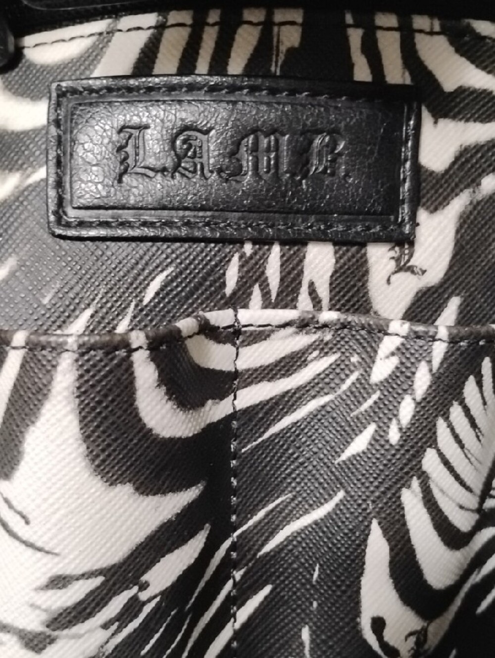 L.A.M.B. Black & White Swirl Print & Black Leather Tote! - Picture 3 of 7